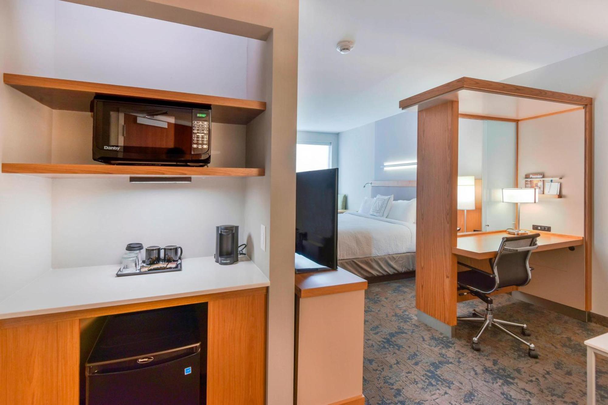Springhill Suites By Marriott Wilmington Wrightsville Beach Exterior photo