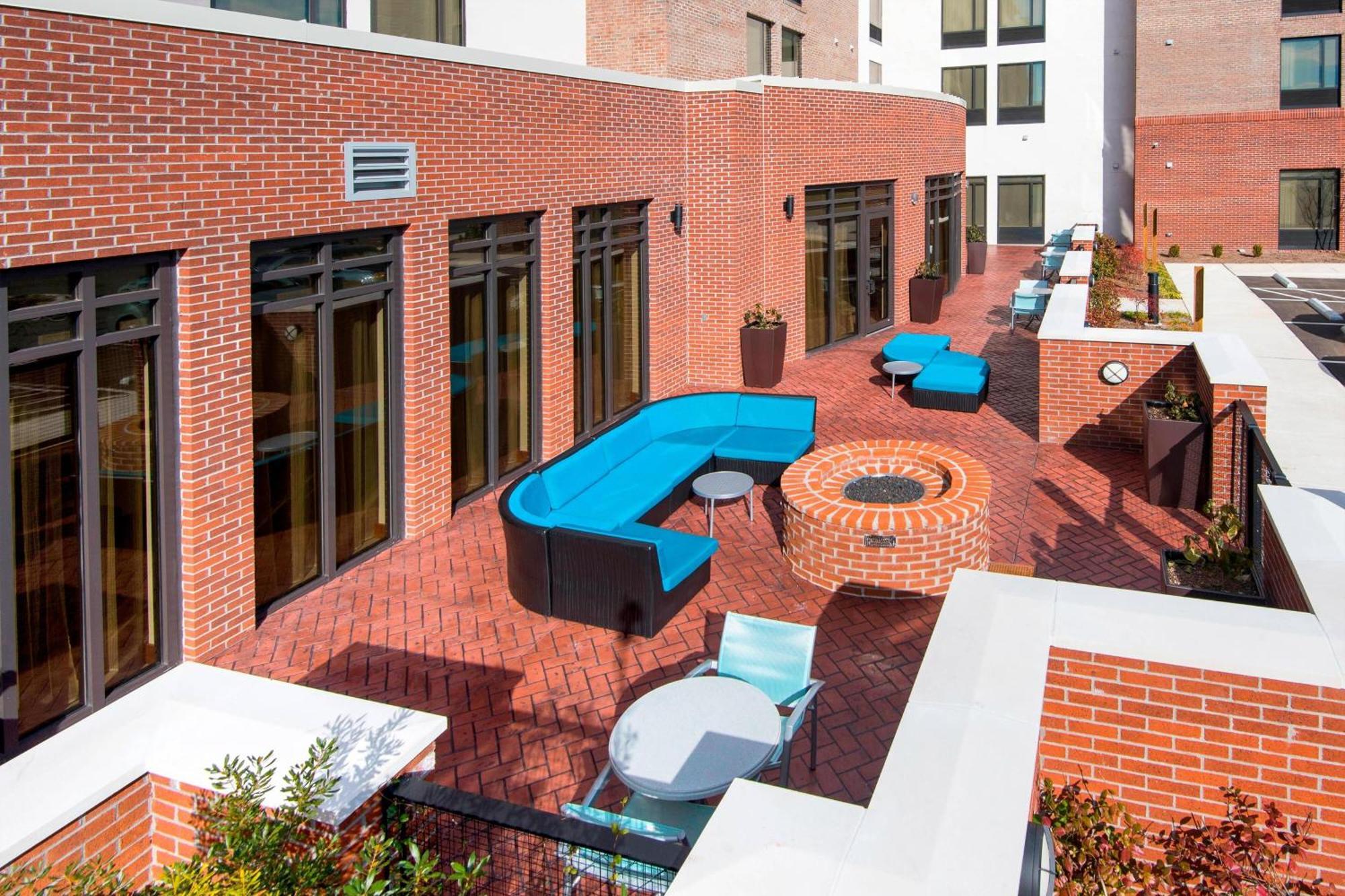 Springhill Suites By Marriott Wilmington Wrightsville Beach Exterior photo