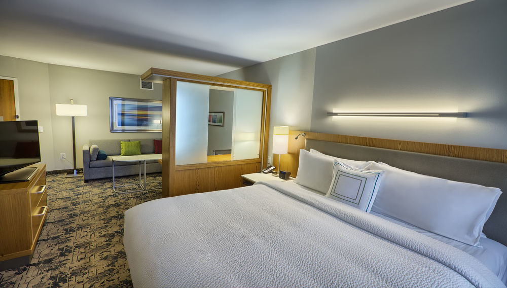 Springhill Suites By Marriott Wilmington Wrightsville Beach Exterior photo
